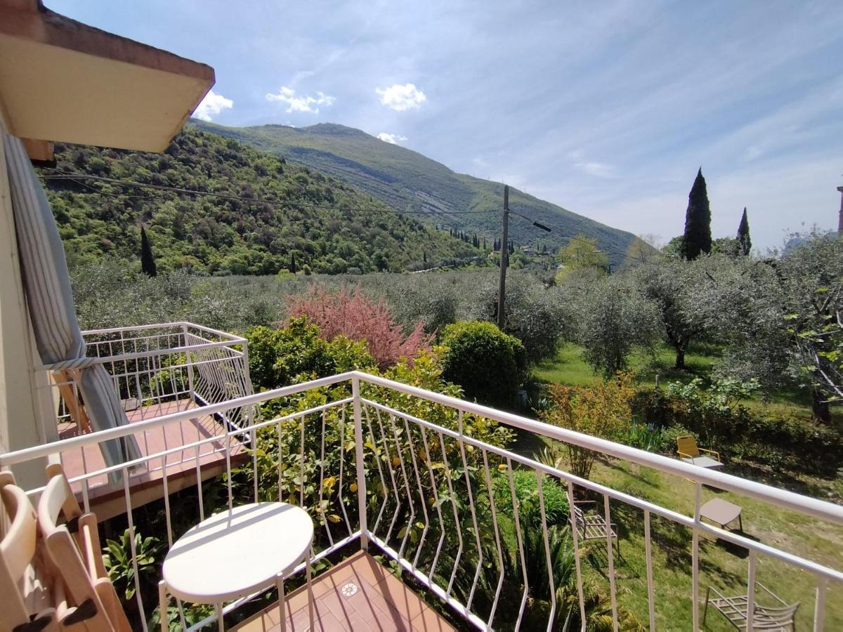 Casa Di Nin Apartment Torbole Sul Garda Luaran gambar