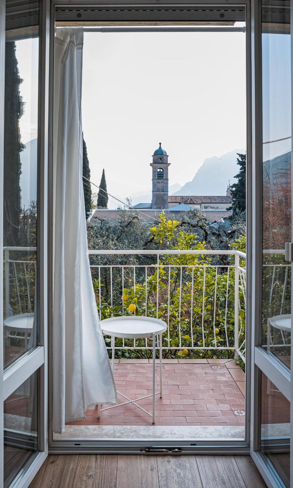 Casa Di Nin Apartment Torbole Sul Garda Luaran gambar