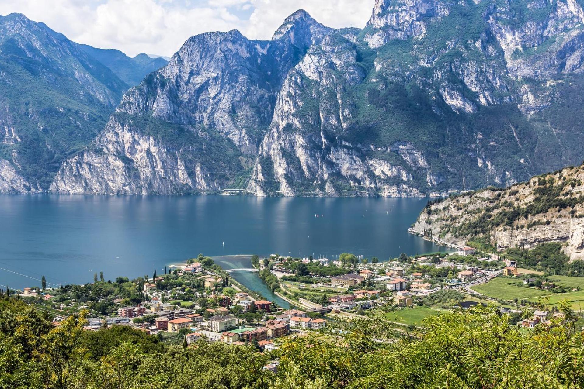 Casa Di Nin Apartment Torbole Sul Garda Luaran gambar
